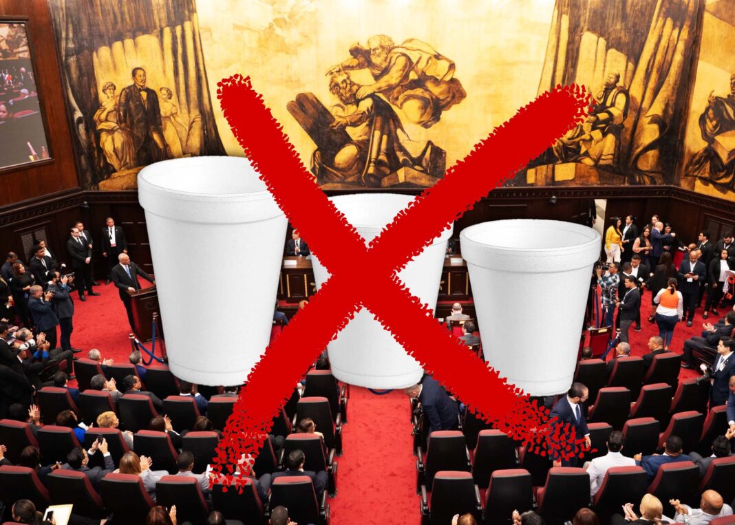 Vasos foma y otros materiales plásticos serán prohibidos en diciembre Vasos foma y otros materiales plásticos serán prohibidos en diciembre