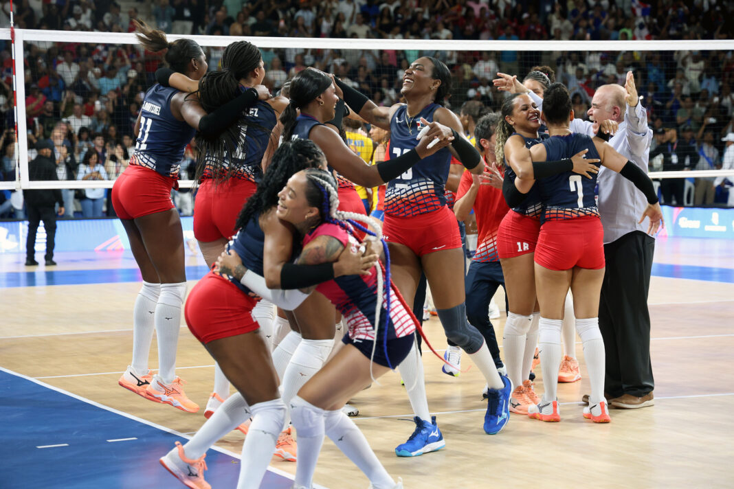 Las Reinas del Caribe se llevan el oro, su séptimo oro consecutivo y se coronan las campeonas del voleibol femenino Las Reinas del Caribe se llevan el oro, su séptimo oro consecutivo y se coronan las campeonas del voleibol femenino